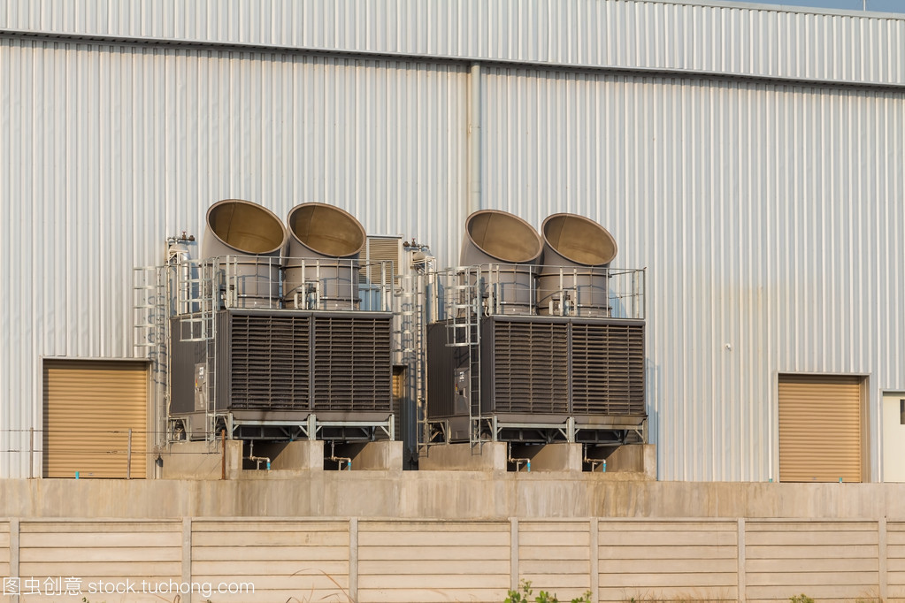 Chiller (cooling tower)